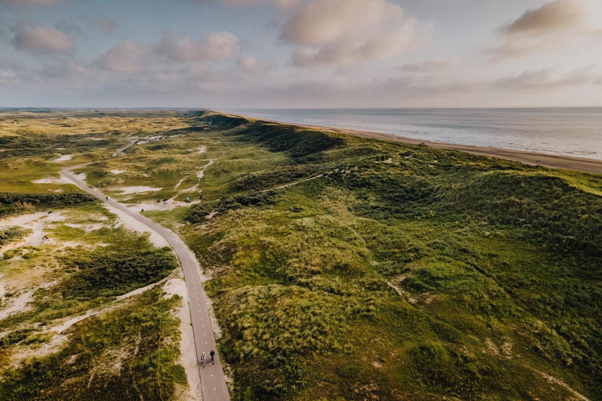 Вилла Family House Blue Beach Зандфорт Экстерьер фото